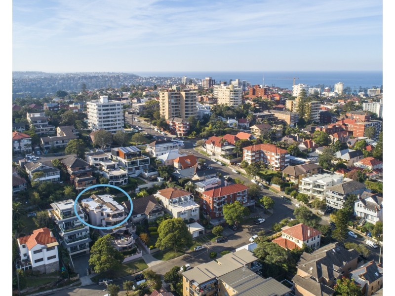 3/8 Clifford Avenue, Fairlight NSW 2094