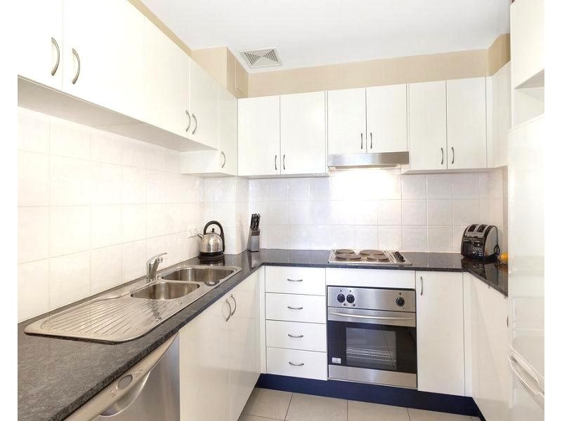 2/295 Condamine Street, Manly Vale NSW 2093