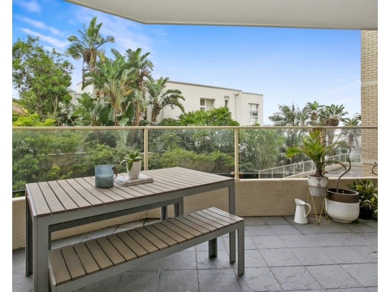 1B/28 Woods Parade, Fairlight NSW 2094