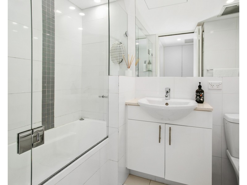 10/201-207 Sydney Road, Fairlight NSW 2094