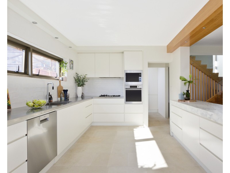 5 Barrabooka Street, Clontarf NSW 2093