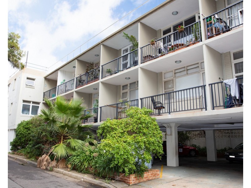 16/2-4 Pine Street, Manly NSW 2095