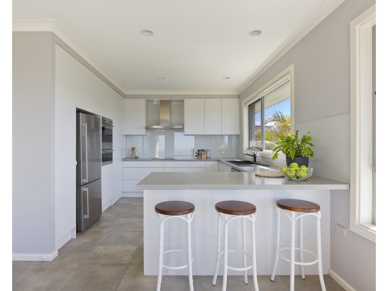 8 Cooper Close, Beacon Hill NSW 2100