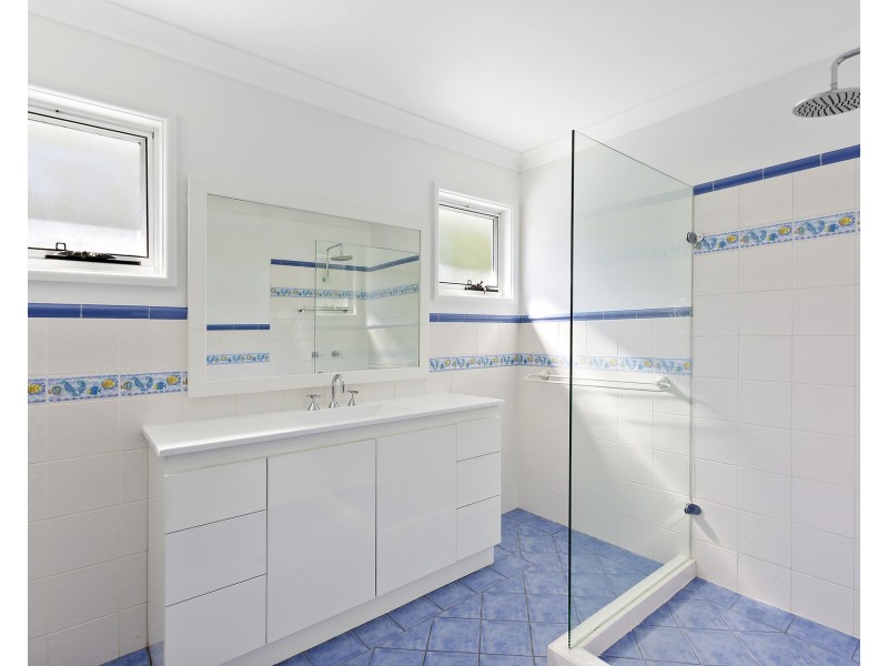 8 Western Avenue, North Manly NSW 2100