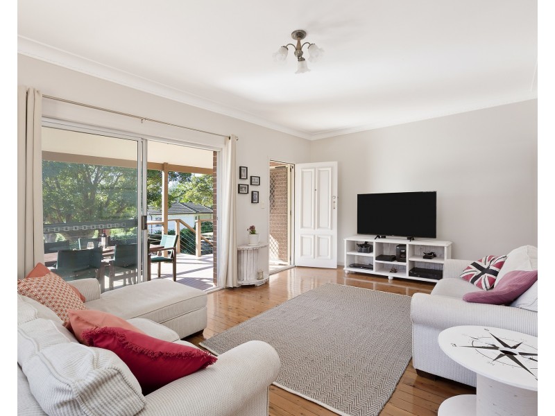 19A Ronald Avenue, Narraweena NSW 2099