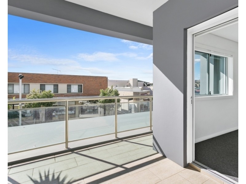 2/6-8 Lawrence Street, Freshwater NSW 2096