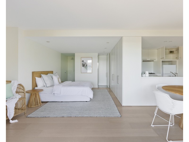 5 Peronne Avenue, Clontarf NSW 2093