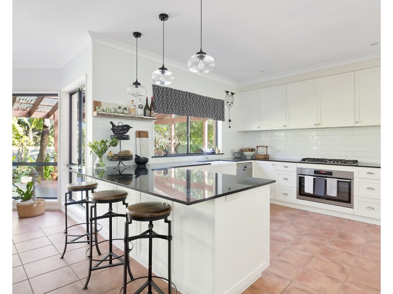 5 Cannons Parade, Forestville NSW 2087