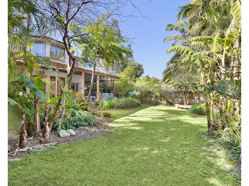 5 Cannons Parade, Forestville NSW 2087