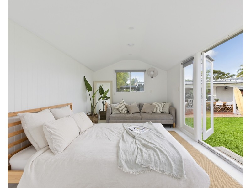 78 Wyadra Avenue, Freshwater NSW 2096