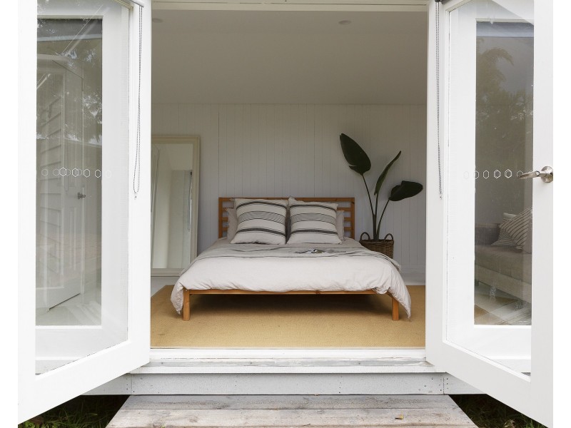 78 Wyadra Avenue, Freshwater NSW 2096