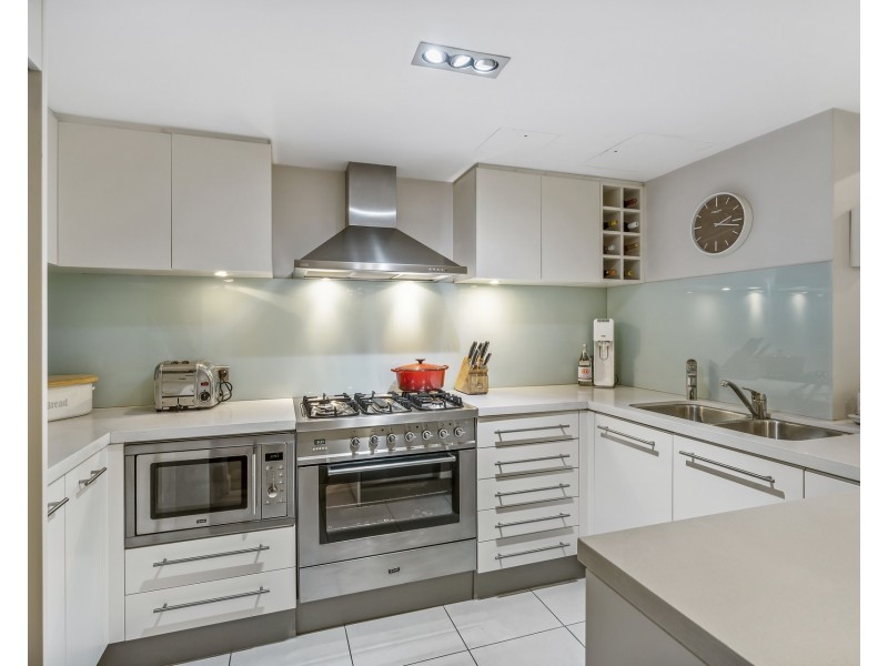 8/63-67 Pavilion Street, Queenscliff NSW 2096