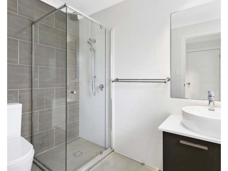 2A Hogarth Avenue, Dee Why NSW 2099