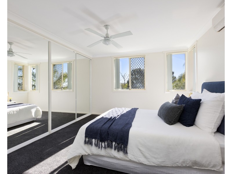 1/2a Fromelles Avenue, Seaforth NSW 2092