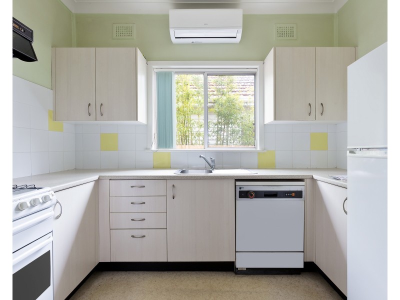 82 Waratah Parade, Narraweena NSW 2099