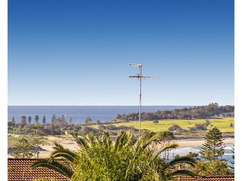 31a Wheeler Parade, Dee Why NSW 2099