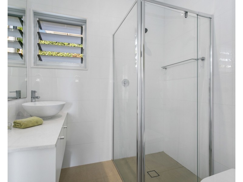 31a Wheeler Parade, Dee Why NSW 2099