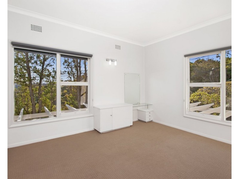 9 Gurney Crescent, Seaforth NSW 2092