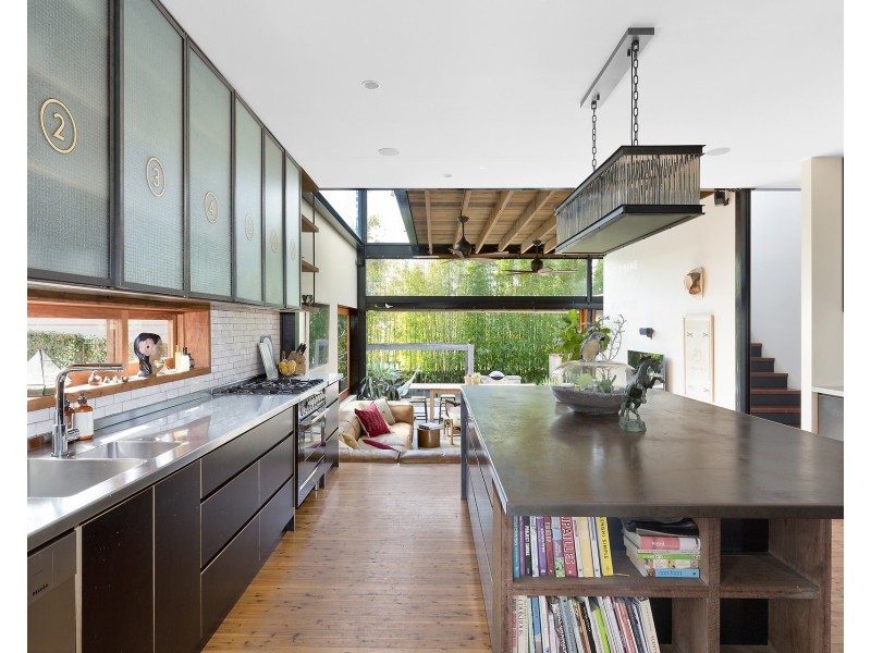 106 Queens Parade East, Newport NSW 2106