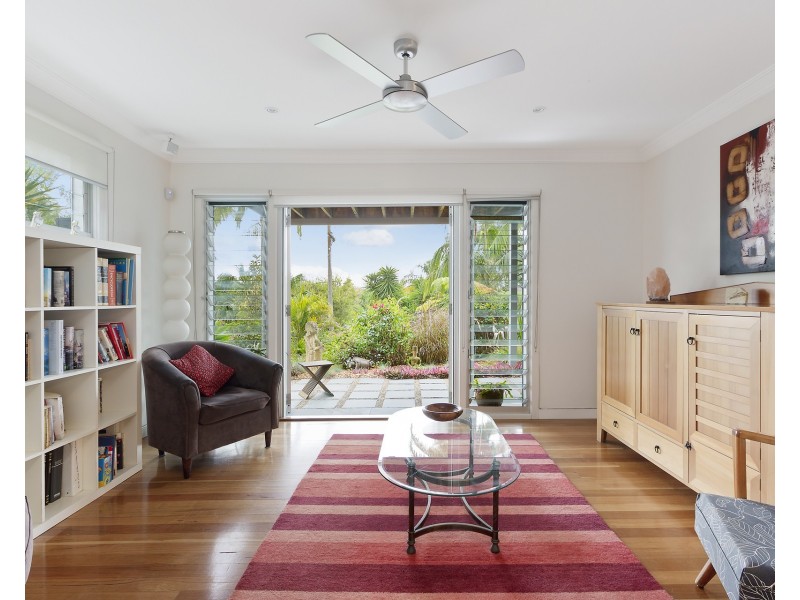 132 Wyadra Avenue, North Manly NSW 2100