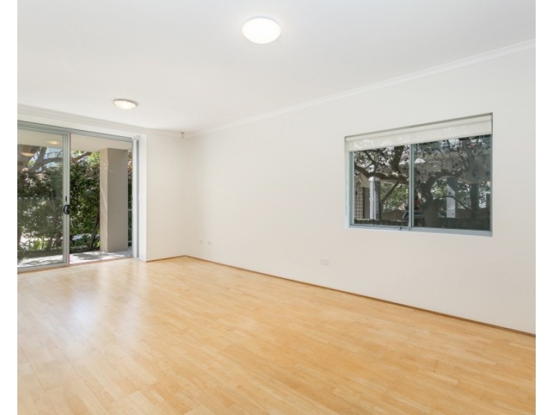 8/19 Sturdee Parade, Dee Why NSW 2099