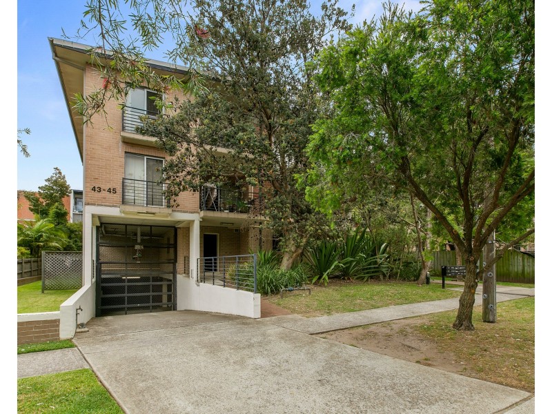 2/43-45 Roseberry Street, Manly Vale NSW 2093