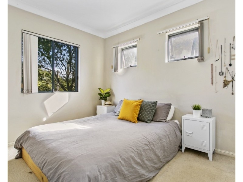 8/46-48 Old Pittwater Road, Brookvale NSW 2100