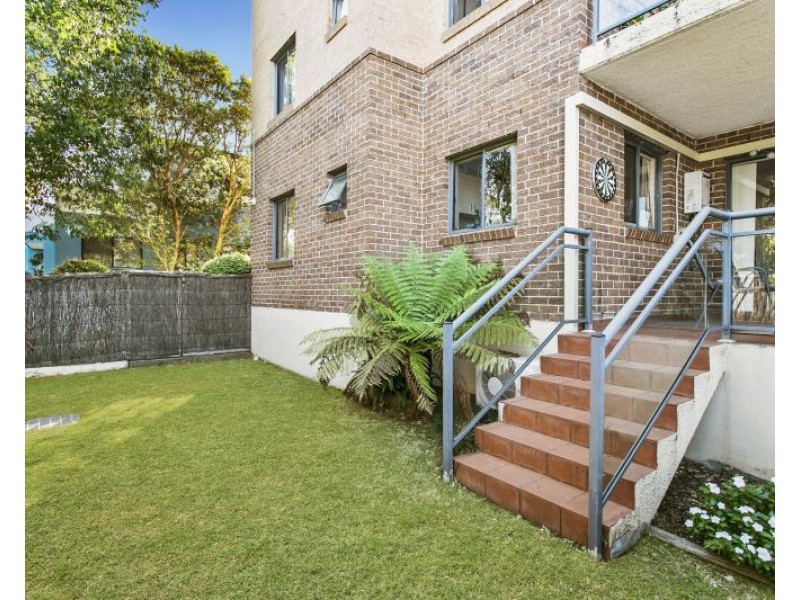 8/46-48 Old Pittwater Road, Brookvale NSW 2100