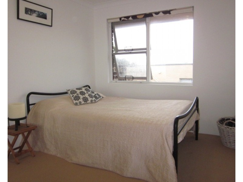 12/6 Campbell Parade, Manly Vale NSW 2093