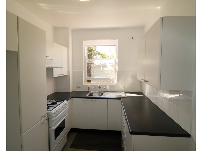 2/76 Wanganella Street, Balgowlah NSW 2093