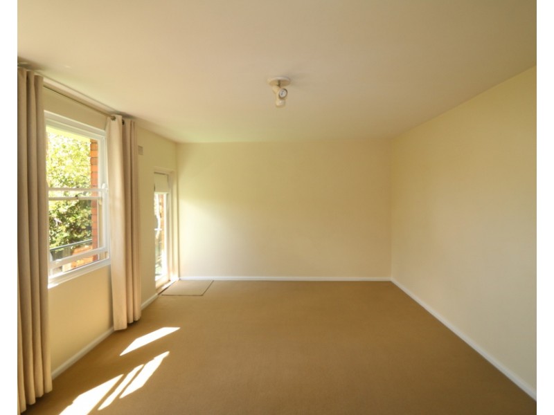 2/76 Wanganella Street, Balgowlah NSW 2093