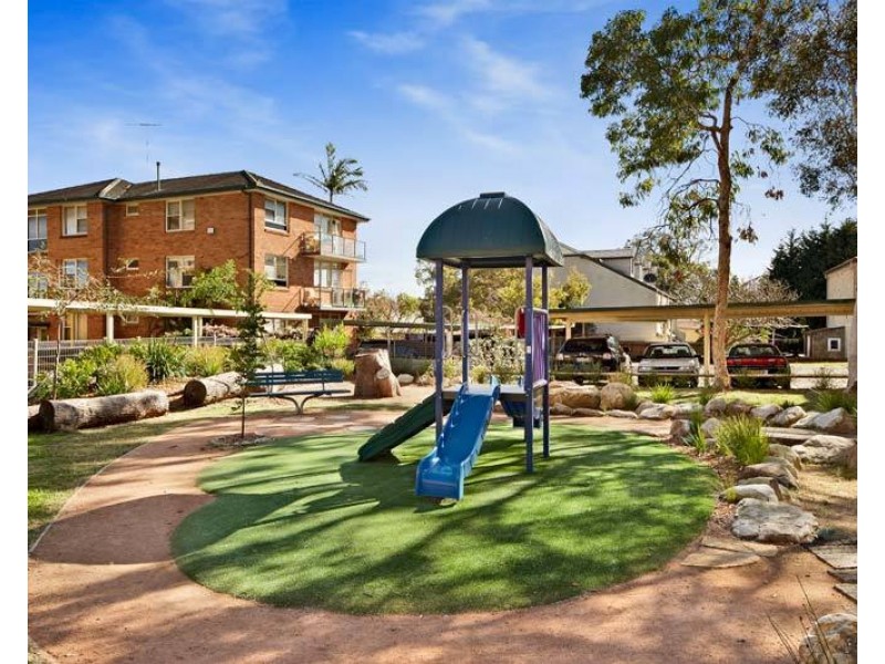 2/76 Wanganella Street, Balgowlah NSW 2093