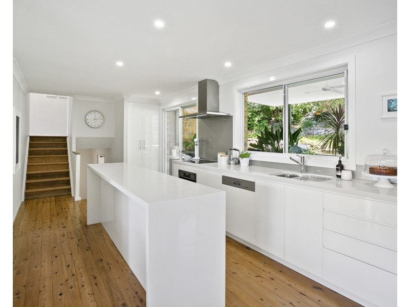 7 Allenby Park Parade, Allambie Heights NSW 2100