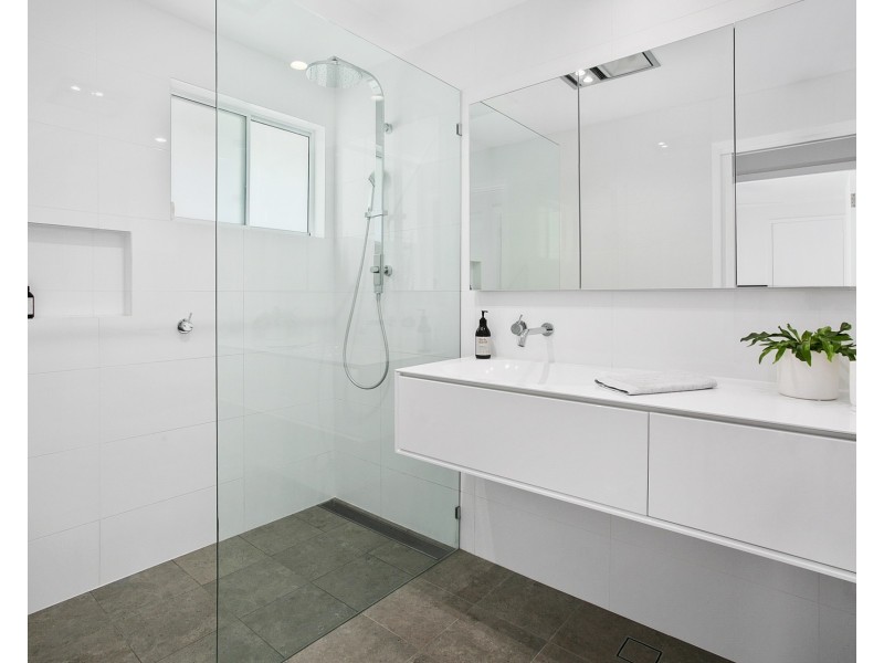 7 Allenby Park Parade, Allambie Heights NSW 2100