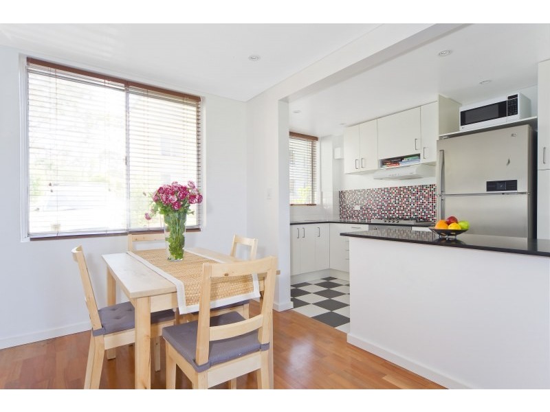 16/110 Lawrence Street, Freshwater NSW 2096