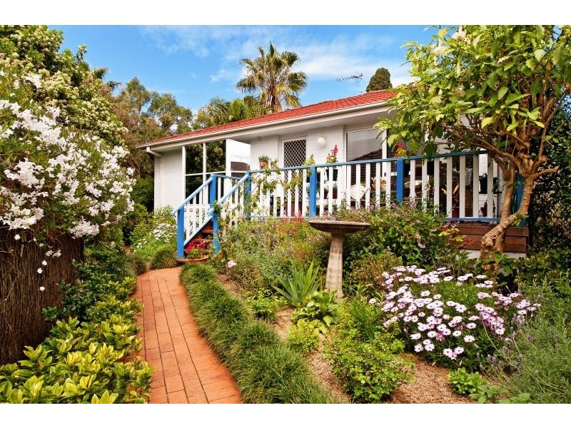 1a MacMillan Street, Seaforth NSW 2092