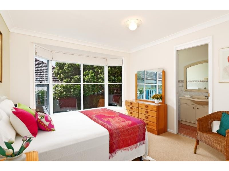 1a MacMillan Street, Seaforth NSW 2092