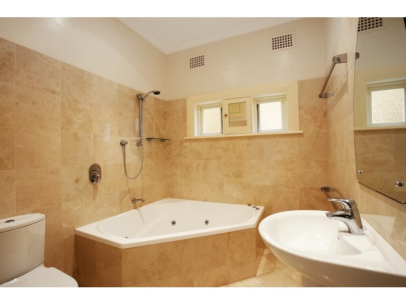 12 Monash Parade, Dee Why NSW 2099