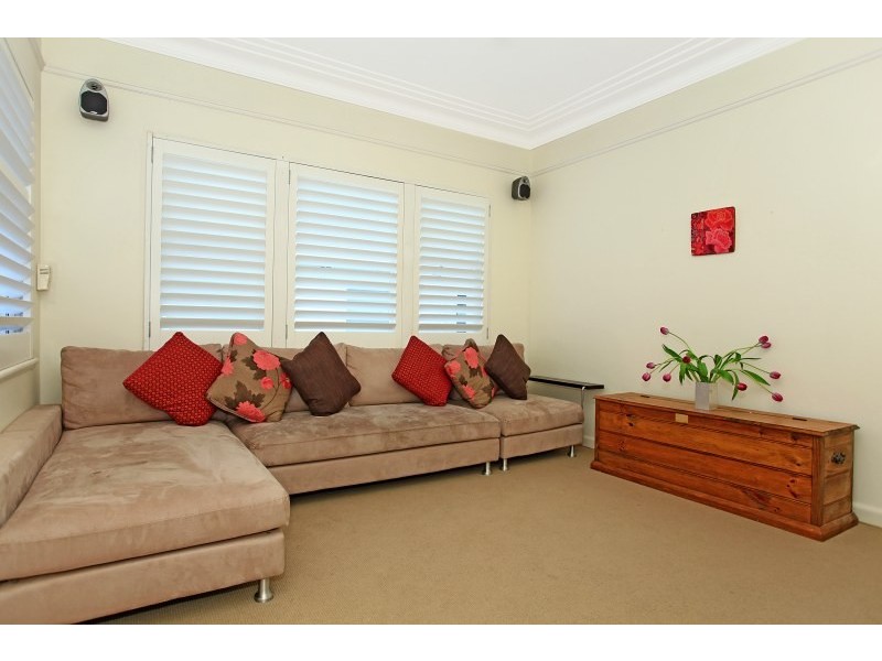 22 Moore Street, Clontarf NSW 2093