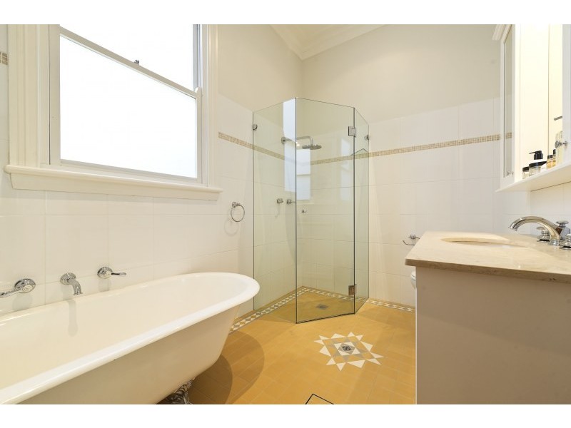 18 Griffiths Street, Fairlight NSW 2094