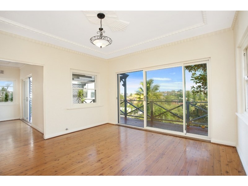120 Queenscliff Road, Queenscliff NSW 2096