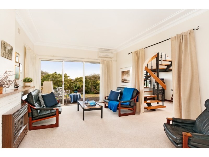 37 Ellery Parade, Seaforth NSW 2092