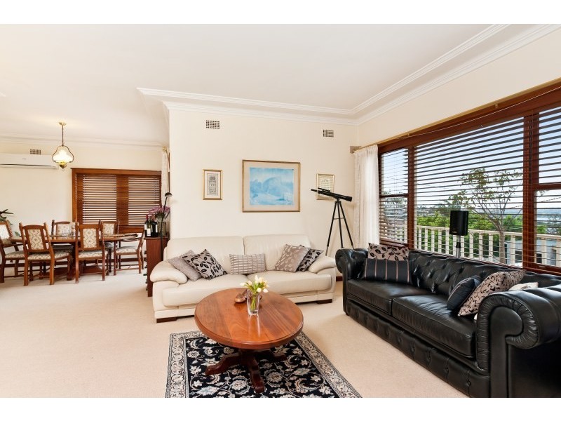 18 Ellery Parade, Seaforth NSW 2092