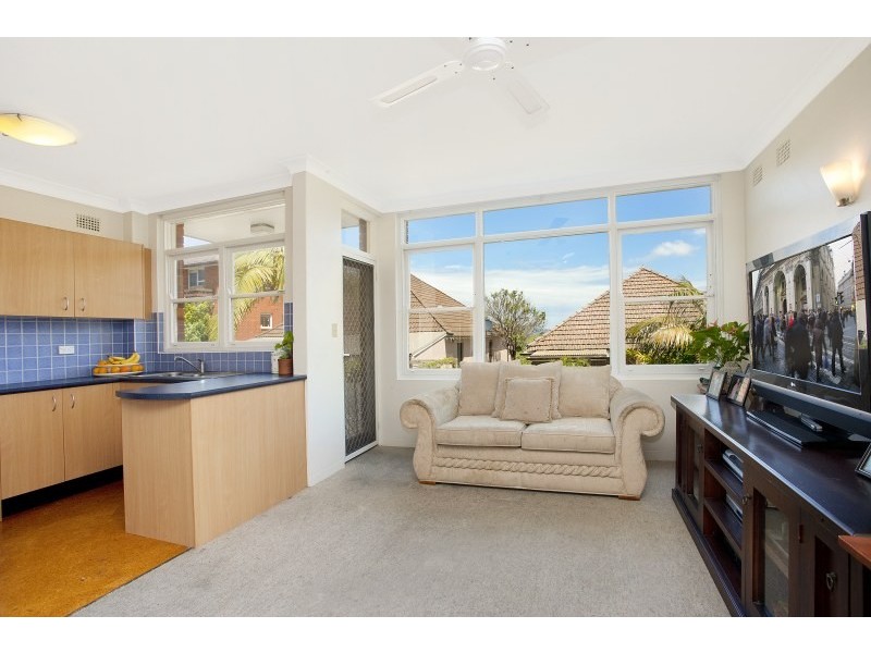 2/16A Fairlight Street, Manly NSW 2095