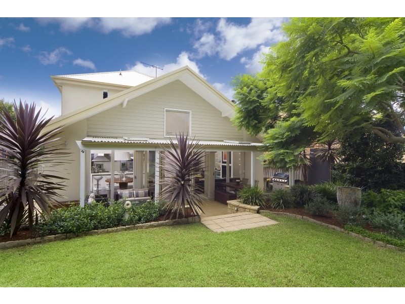 27 Montauban Avenue, Seaforth NSW 2092