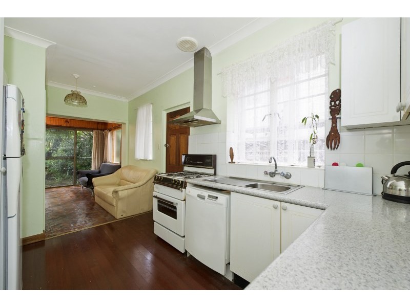 22 Wakehurst Parkway, Seaforth NSW 2092