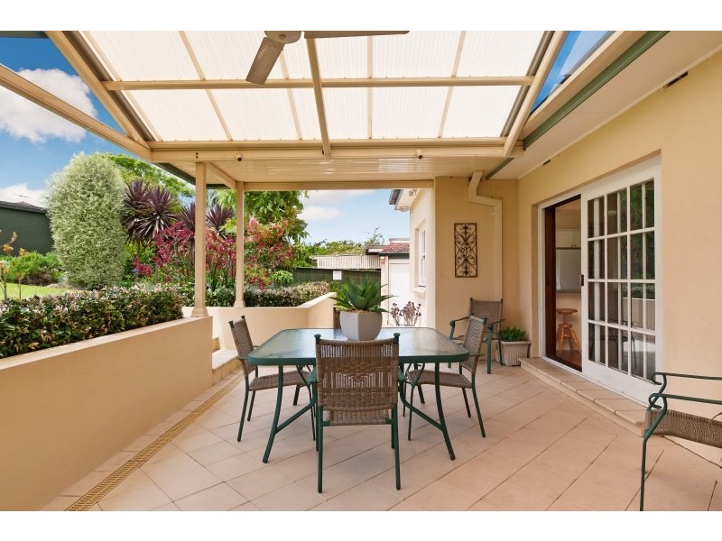 8 Ponsonby Parade, Seaforth NSW 2092