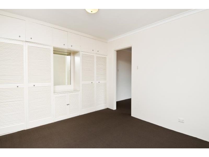 8/74 Wanganella Street, Balgowlah NSW 2093