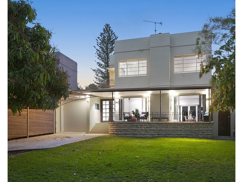 11 Waratah Street, Freshwater NSW 2096