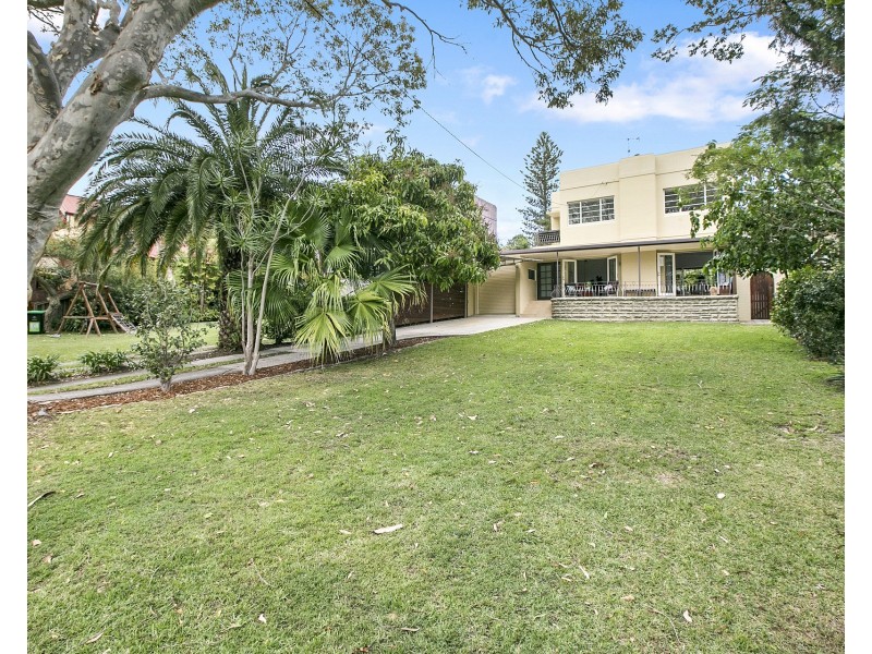 11 Waratah Street, Freshwater NSW 2096